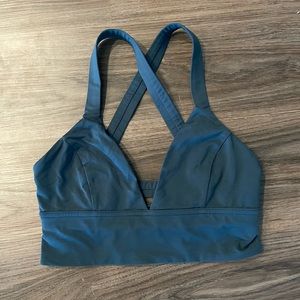 Lululemon light support sports bra